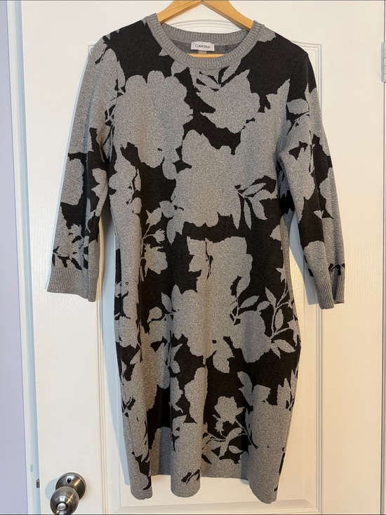Calvin Klein Dresses & Skirts - Calvin Klein Metallic Floral Knit Sweater Dress – Size XL